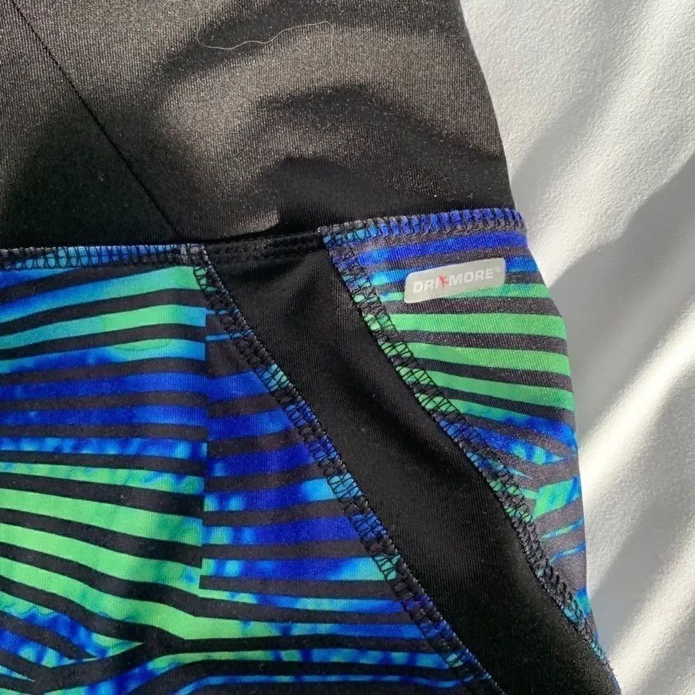 Activewear Danskin Capri Exercise Pants - Picture 5 of 5